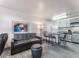 Chandler apartment 1bd Lux 1，位于钱德勒的酒店