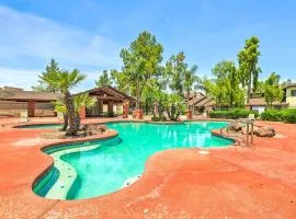 Near Parks and Golf Gilbert Townhome with Pool Access
