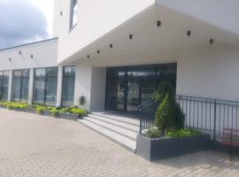 HOTEL*** Pod Kogutkiem，位于戈尔利采的酒店