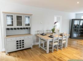 The Unicorn (Apartments)，位于斯托昂泽沃尔德的自助式住宿