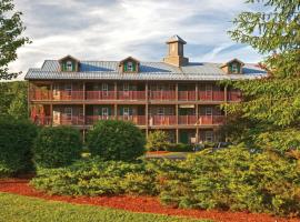 Holiday Inn Club Vacations Oak n Spruce Resort in the Berkshires an IHG Hotel，位于South LeeNorman Rockwell Museum附近的酒店
