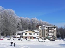 Albergo Le Macinaie - Monte Amiata，位于皮亚诺堡Mount Amiata附近的酒店