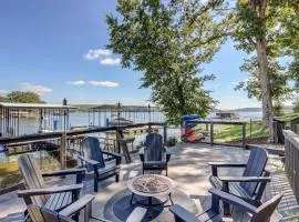 Dock and Kayaks Lakefront Retreat in Sunrise Beach
