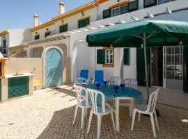 Wonderful Algarvinian Home by LovelyStay