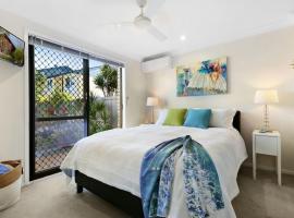 Tropical Suite PRIVATE CENTRAL BUDDINA STYLE，位于巴迪纳的酒店