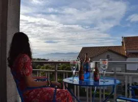 Apartamento Corcubica mirando al mar