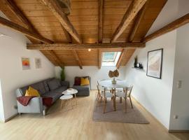 BullsLiving Seeapartment 2 AM CORSO，位于沃尔特湖畔韦尔登的酒店