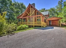 Lavish Hiawassee Cabin - Great for Families!