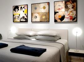 New Art Apartment，位于里斯本阿特利姆萨尔达尼亚购物中心附近的酒店