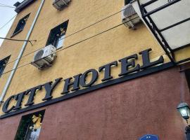 Garni Hotel City，位于克鲁舍瓦茨的酒店