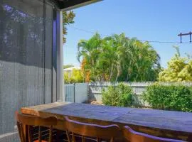 Mooney St Manor