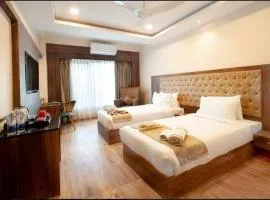 Purple Cloud Hotel
