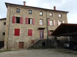 Studio en résidence parking couvert gratuit