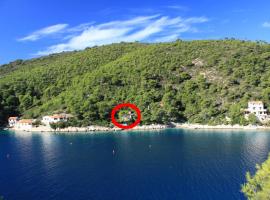 Secluded fisherman's cottage Cove Stoncica, Vis - 8894，位于Kut的酒店