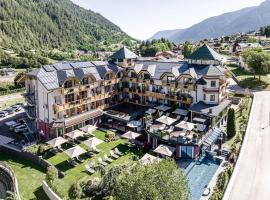 Tevini Dolomites Charming Hotel，位于科姆梅扎杜拉道拉萨-瓦尔 马斯特尔里纳2附近的酒店