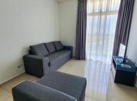 Condo @ Bukit Indah/ Legoland/ Eco Botanic 6 pax，位于振林山的酒店