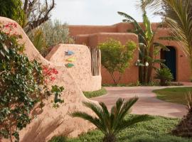 Oasis lodges，位于马拉喀什马拉喀什阿特拉斯高尔夫球场附近的酒店
