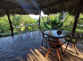 El Porvenir Eco-Lodge，位于Altagracia的酒店