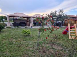 Casa Vacanza Il Giardino del Sole Treglio，位于Treglio的别墅