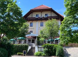 Gasthaus Kampenwand Bernau，位于基姆湖畔贝尔瑙的住宿加早餐旅馆