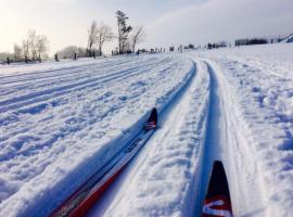 Alfie&rsquo;s home，位于马尔梅迪的带停车场的酒店