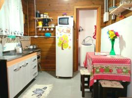 Tiny House moçambique - Sua casinha em Floripa!，位于弗洛里亚诺波利斯的小屋