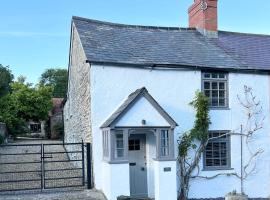 Cosy two bedrooom cottage set in a Dorset village，位于斯特明斯特牛顿的酒店