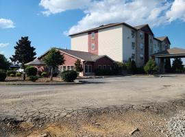 Comfort Inn and Suites Shelbyville，位于谢尔比维尔的酒店