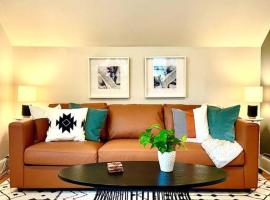 Immaculate, Newly Renovated 1 Bedroom Apt Near NYC，位于Hawthorne的酒店