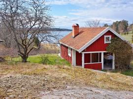 6 person holiday home in VAXHOLM，位于瓦克斯霍尔姆的酒店
