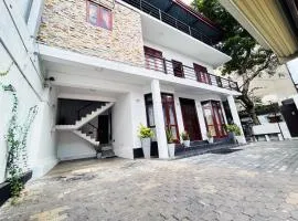 Welaratne Apartment