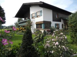 Ferienwohnung Edmeier，位于基姆湖畔贝尔瑙的酒店