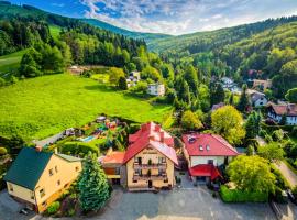 Willa pod Czantorią SPA Ustroń，位于乌斯特龙的酒店