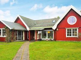 Holiday home LAHOLM IV，位于拉霍尔姆的酒店