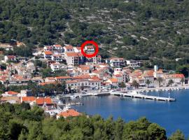 Apartments with parking space Vis - 8531，位于维斯的公寓