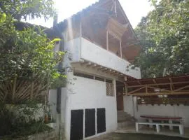 Hotel Ecológico La Antigua