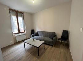 Appartement rénové à 15min de Lyon，位于Saint-Fons的酒店