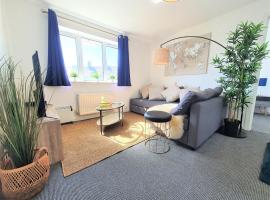 Thesiger Court Apartments - Free Private Parking - by Property Promise，位于卡迪夫Cardiff Law School附近的酒店