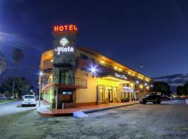 La Pinta Hotel，位于恩塞纳达港的酒店