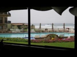 Oceana Rosarito Condo Beach Front Privately Owned downtown best views，位于罗萨里托的酒店
