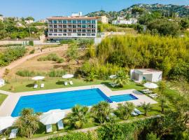 Apartamentos Costamar，位于罗列特海岸的酒店