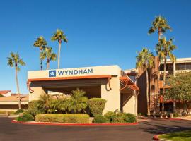 Wyndham Phoenix Airport - Tempe，位于凤凰城天港国际机场 - PHX附近的酒店