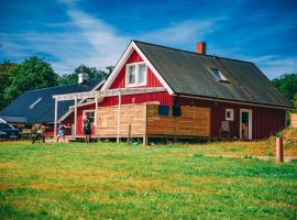 Waldhouse，位于乌洛夫斯特伦的带热水浴缸的酒店