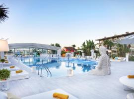 Augusta Eco Wellness Resort 4 Superior，位于桑亨霍的带泳池的酒店