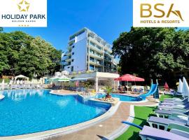BSA Holiday Park Hotel - All Inclusive，位于金沙的带停车场的酒店