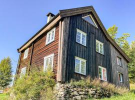 Lovely Home In yer With House A Mountain View，位于奥耶的酒店