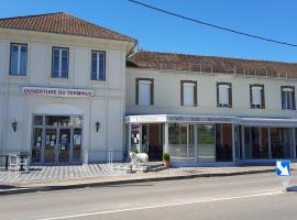 Le TERMINUS，位于Laroche-Saint-Cydroine的酒店