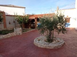 Casa Rural La Abuela Marcelina，位于Foncastín的酒店