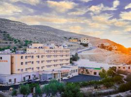 Petra Castle Hotel，位于瓦迪穆萨的酒店
