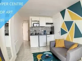 SUPERBE STUDIO HYPER CENTRE TOUT ÉQUIPÉ WIFI NETFLIX 2PERS